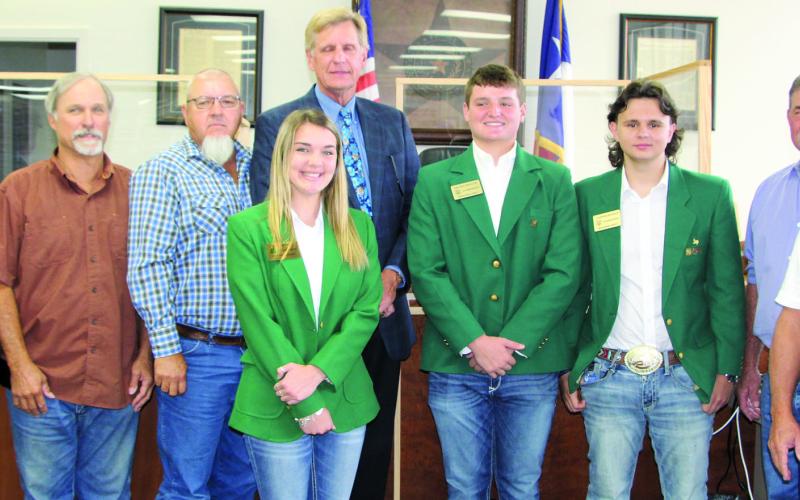 Commissioners Court proclaims Oct. 3-9 as National 4-H Week