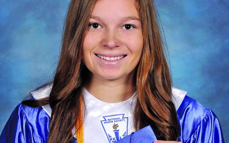 Tidehaven Valedictorian Kinsley Simons