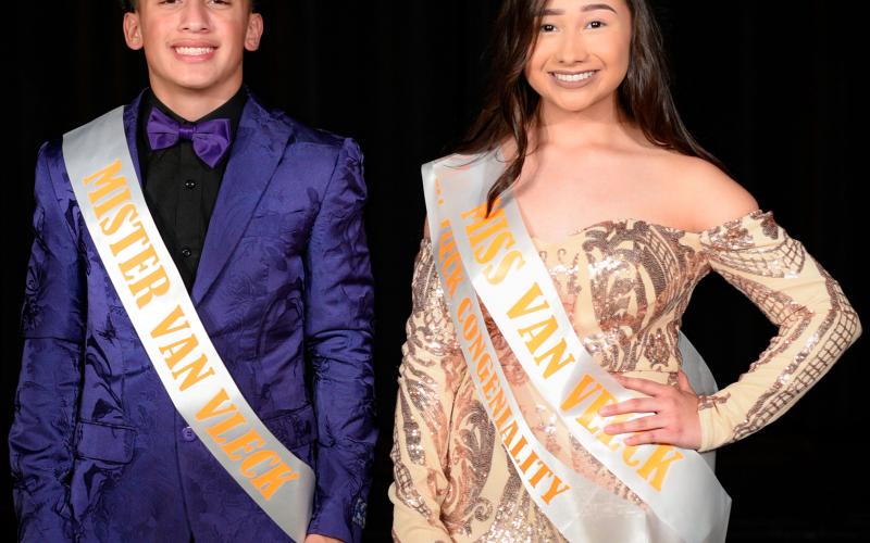 Photo courtesy of /AGG Fotoz Zachariah Cadenas and Leigha Melchor were crowned Mister and Miss Van Vleck at the Van Vleck High School Student Council 1st Annual Van Vleck Pageant Saturday, May 7, at the Van Vleck Auditorium.