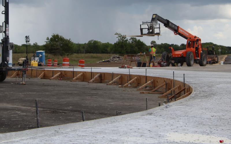 Sentinel photo/Mike Reddell TxDOT will build a $4.5 million roundabout at the intersection of Texas 60 and FM 2668. Work is scheduled to be completed by July 2023 - weather permitting.