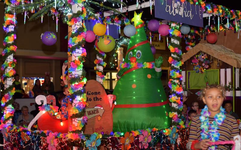 Sentinel Photo/MaLinda Reddell Over 60 decorated and lit Christmas parade entries drew dozens downtown Friday, Dec. 2. The annual "Lighted Christmas Parade" was part of the two-day "HomeTown Christmas" event sponsored by the City of Bay City Parks and Recreation Department..