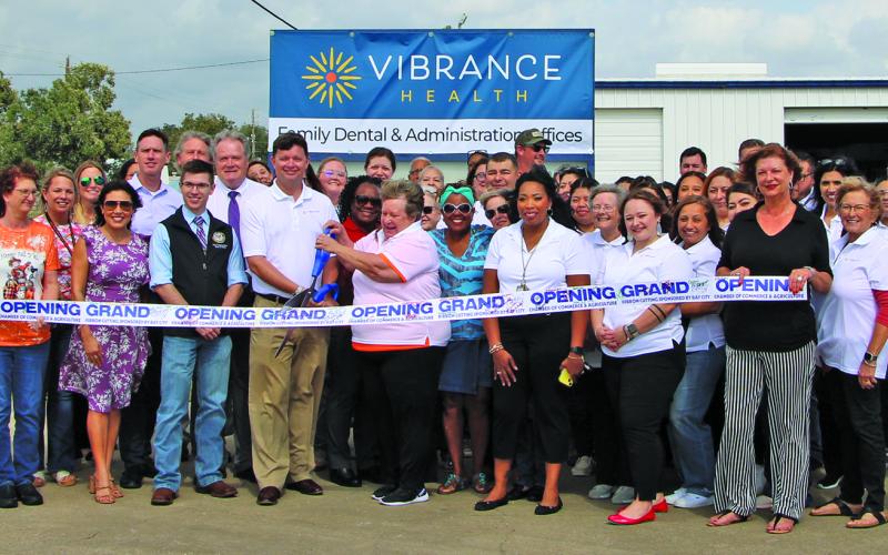 Sentinel Photo/Mike Reddell After 25 years, MEHOP is changing its name to Vibrance Health and held a ribbon cutting marking the change Wednesday, Oct. 25. Vibrance also is introducing Vibrance Pharmacy for the first time.