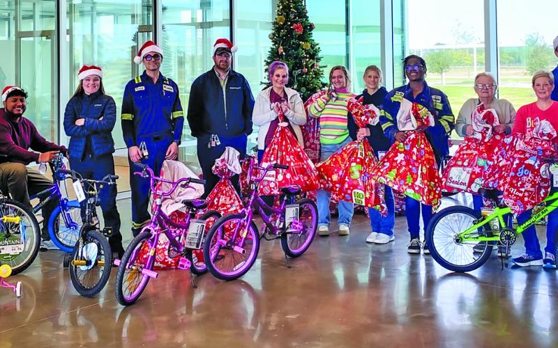 Contributed photo Tenaris continued its tradition this holiday season supporting the Matagorda County United Way’s Adopt-a-Family program. This year, employees joined together to spread holiday cheer and adopted 18 local families in need, providing their children with Christmas gifts.