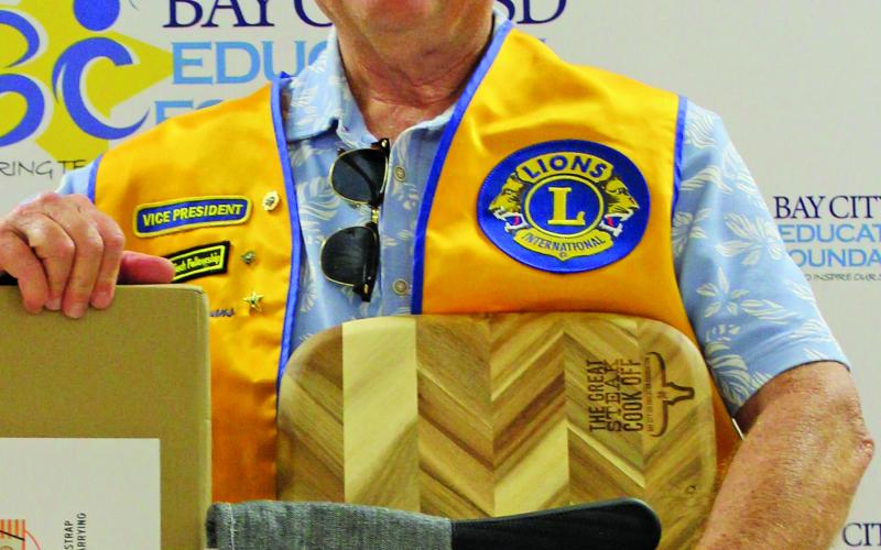 Sentinel Photo/Jessica Shepard Second place for the best steak in the 14th Annual Great Steak Cook-Off went to the Bay City Lions Club "Bay City Lions" with team member members Chad Craft, Hawes Dickerson, John Arlitt, and Michael Griffith. Bay City Lion Craig Evans stood in for the team award Saturday night.