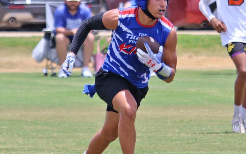 LeDarion Stone/Live in the Moment Photography Tidehaven’s TJ Galvan made the second team Dave Campbell's Texas Football All-State 7on7 Team.