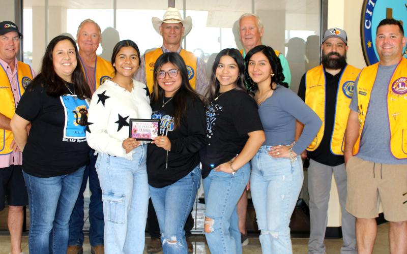 Sentinel Photo/Jessica Shepard Bay City High School Spanish Club took third place in the non-commercial division.