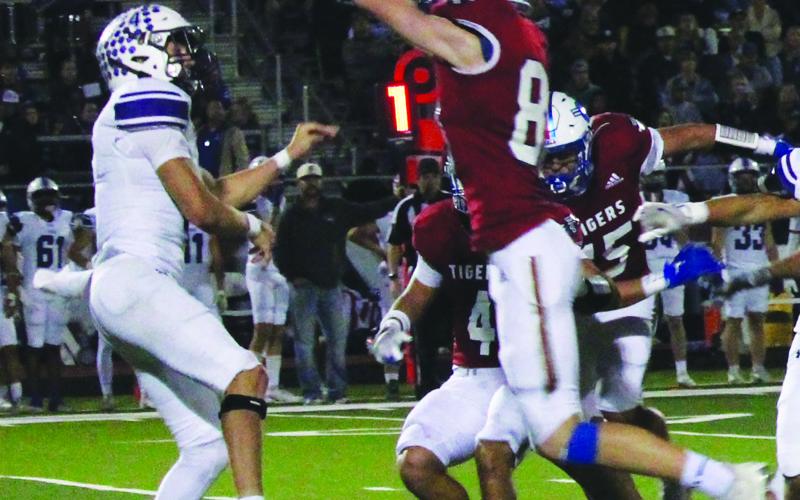 Sentinel Photo/Mike Reddell Tidehaven mounted a fierce pass rush in the second half of its bi-district championship game against Thrall, disrupting that team’s first-half aerial attack.