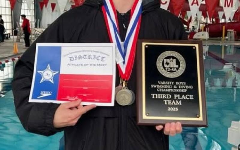 Van Vleck’s Curtis Goodman was Boys swimmer of the district meet
