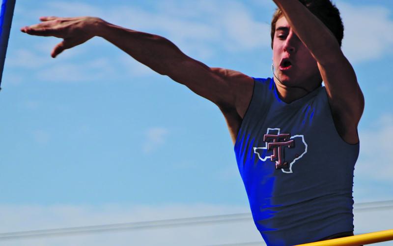 Tidehaven pole vaulter  Gabe Simpson Sentinel Photo/Mike Reddell