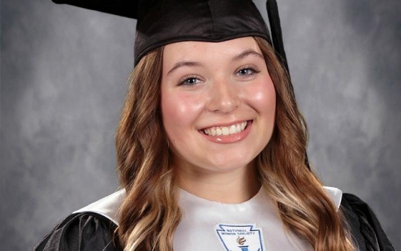 Nicole Ryman Valedictorian