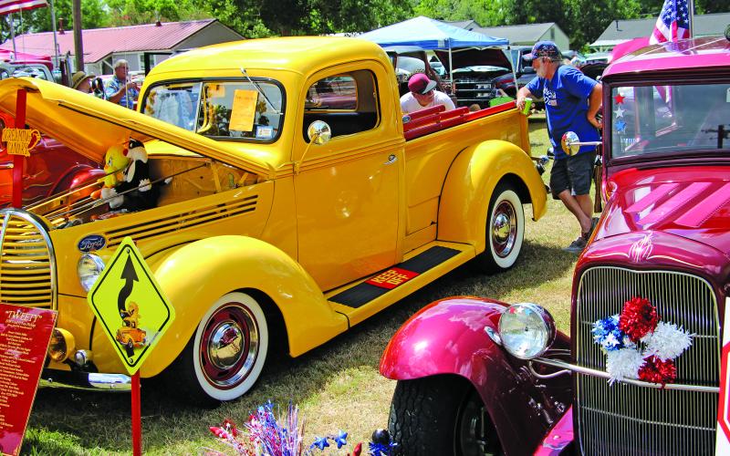 Sentinel Photo/Jessica Shepard Saturday’s 11th Annual Hotel Blessing Car Show proved it has drawing power, as it boasted 114 entries. Those entries came from an impressive swath of 19 cities and towns outside of Matagorda County. Jeff Keller traveled 297 miles from his home in the far East Texas town of Tatum, near Cathage, to bring his 1973 Mustang to the show