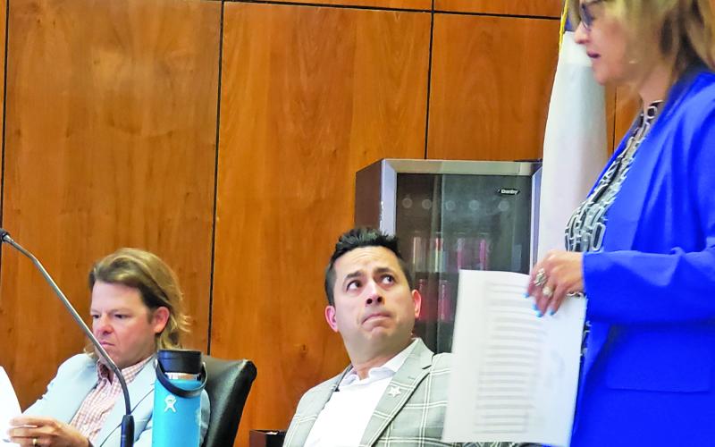 City Manager Scotty Jones addresses council, as Council Member Bradley Westmoreland (left) and Ben Flores listen. Sentinel Photo/Jessica Shepard