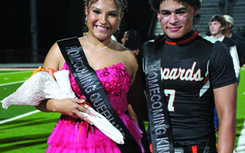 Sentinel photo/Jessica Shepard Van Vleck High School's 2025 Homecoming Queen Karli Mangum and Homecoming King Devin Barnes were crowned on Sept. 19 at Leopards’ halftime.