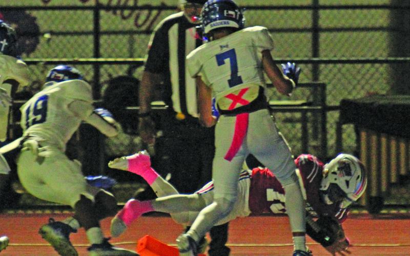 Anna Hernandez photo Tiger back Jacob Singletary (18) dives for the goal in a fourth quarter score for the Tigers.