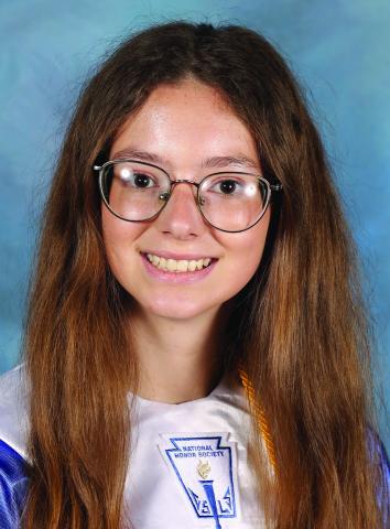 Valedictorian Addison Nesbitt Tidehaven photo