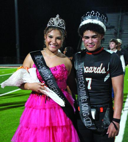 Sentinel photo/Jessica Shepard Van Vleck High School's 2025 Homecoming Queen Karli Mangum and Homecoming King Devin Barnes were crowned on Sept. 19 at Leopards’ halftime.