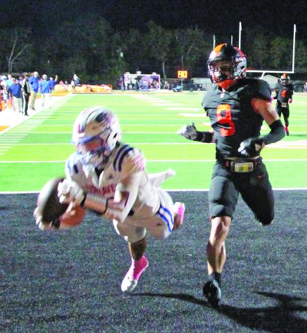 Sentinel Photo/Jessica Shepard Tidehaven senior wide receiver TJ Galvan (3) grabs a touchdown pass against Van Vleck Friday night.