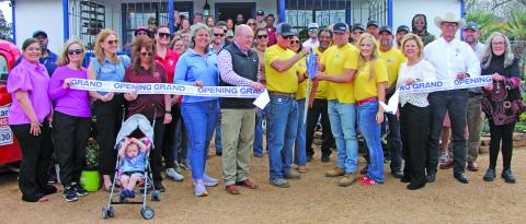 Lone Star Gardens partnered with the Bay City Chamber of Commerce & Agriculture for a grand opening ribbon-cutting ceremony on Wednesday, Feb. 25. The garden center is located at 2105 Norvell Avenue in Bay City. Sentinel Photo/Jessica Shepard