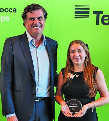 Tenaris photo Tenaris US President Guillermo Moreno presents the Student of the Year Award to Makayla Alford from Van Vleck High School at ceremonies May 20.