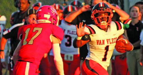 Photo/Anna Hernandez Leopard running back Cam Austin (1)