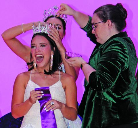 Sentinel Photo/MaLinda Reddell Rice Festival Queen Pageant coordinator Rachel Ricks, right, crowns Allyson Lucio as this year's winner. 