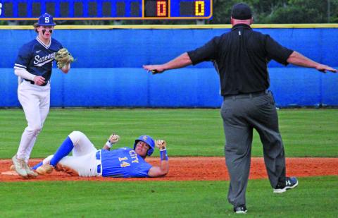Sentinel Photo/Mike Reddell