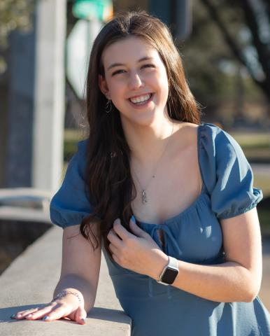Ann Ihde Valedictorian