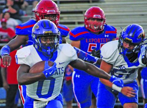 Sentinel Photo/Mike Reddell Bay City senior running back Jada Andrews (0) finds r unning room against Brazosport.
