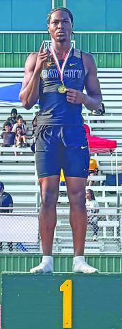 Jaylen Harris - 300 hurdles Area Champion