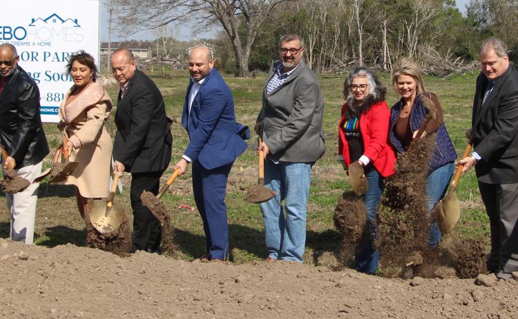 Sentinel Photo/Mike Reddell Lynn Development broke ground for the 200 single-home site Valor Park at 2624 Carey Smith Blvd. Friday, Feb. 10.