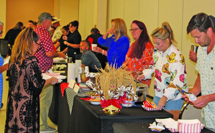 Sentinel photo/Jessica Shepard Gourmet Guys, the main fundraiser for the Matagorda County Museum, attracted an impressive turnout Saturday, Sept. 27. This year’s theme was “50 Nifty United States” and the cooking teams delivered a lively diversity of dishes.